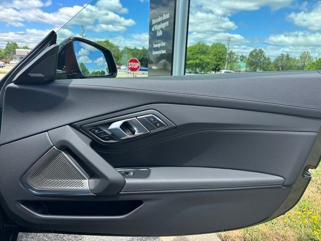Used 2025 Green BMW sDrive M40i image 16