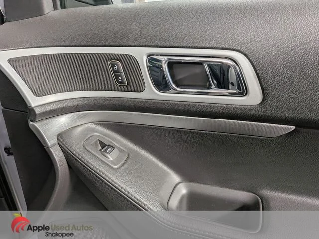 Used 2011 Silver Ford XLT image 46