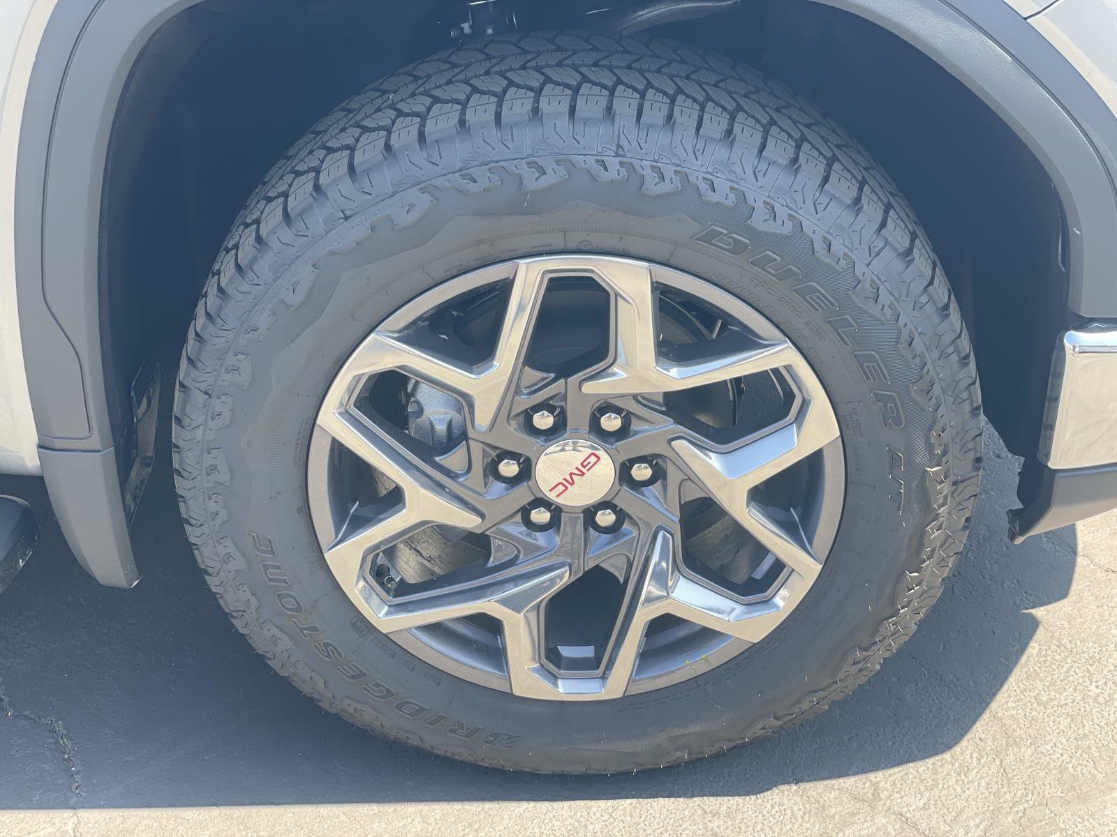 2026 GMC Sierra 1500 SLT - Photo 30