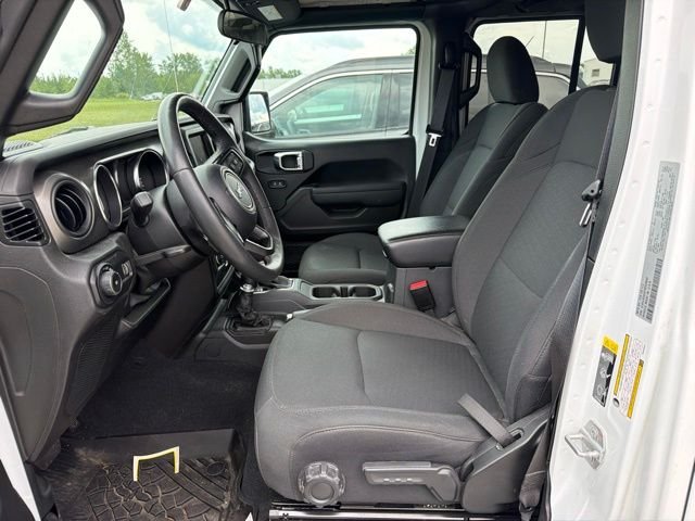 Used 2023 Bright White Clearcoat Jeep Sport S image 4