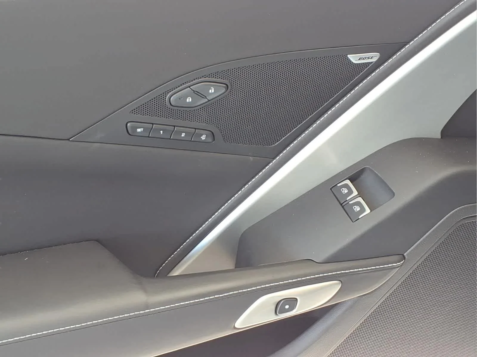 Used 2014 Arctic White Chevrolet Z51 3LT image 12