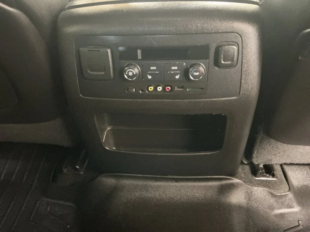 Used 2016 BLACK Chevrolet LTZ image 26