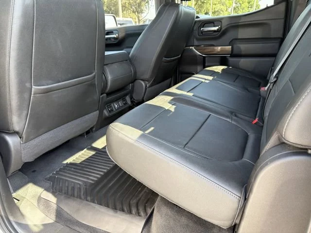Used 2022 Silver Ice Metallic Chevrolet LT image 12