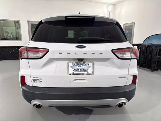Used 2022 White Ford SEL image 7