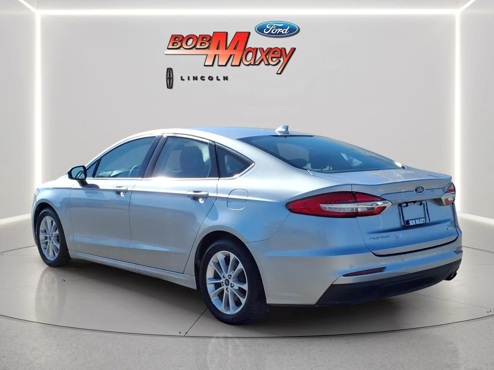 Used 2020 Silver Metallic Ford SE image 7