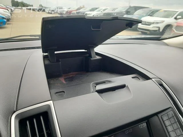 Used 2018 Magnetic Ford SEL image 22