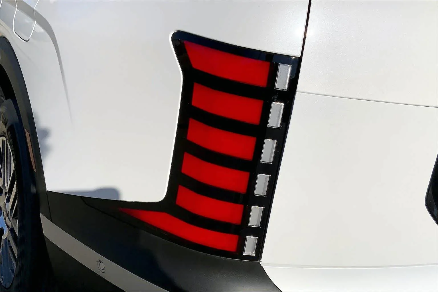 New 2026 Creamy White Pearl Hyundai SEL Premium 7P image 14