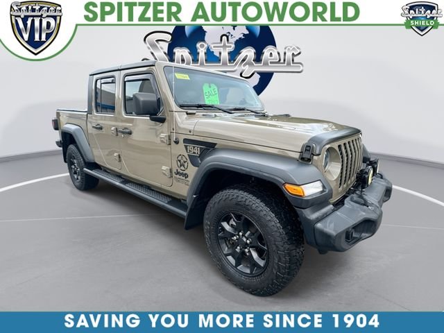 Used 2020 Gator Clearcoat Jeep Sport image 1