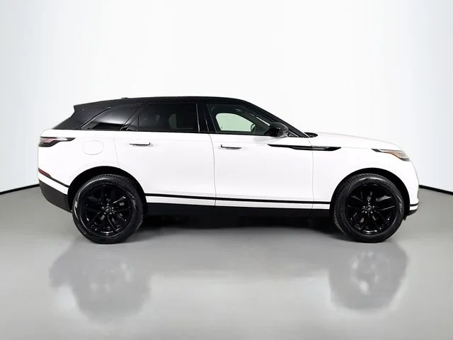 New 2026 Fuji White Land Rover S image 4