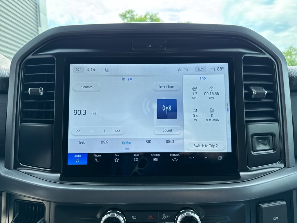New 2026 Carbonized Gray Metallic Ford XLT image 12