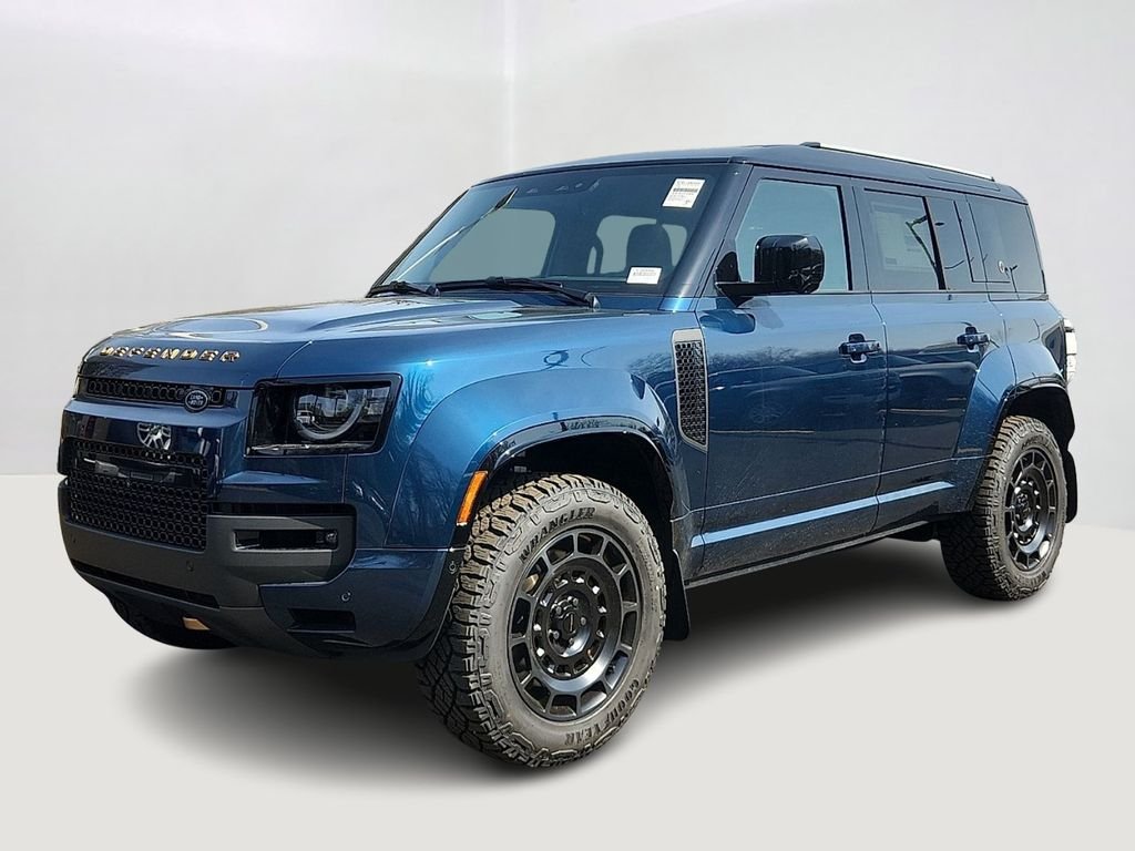 2026 Land Rover Defender 110 OCTA P635's photo