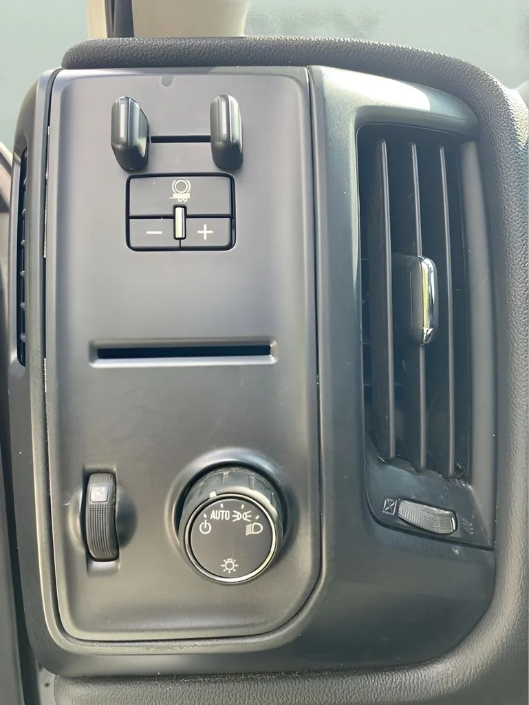 Used 2022 White Chevrolet Work Truck image 14
