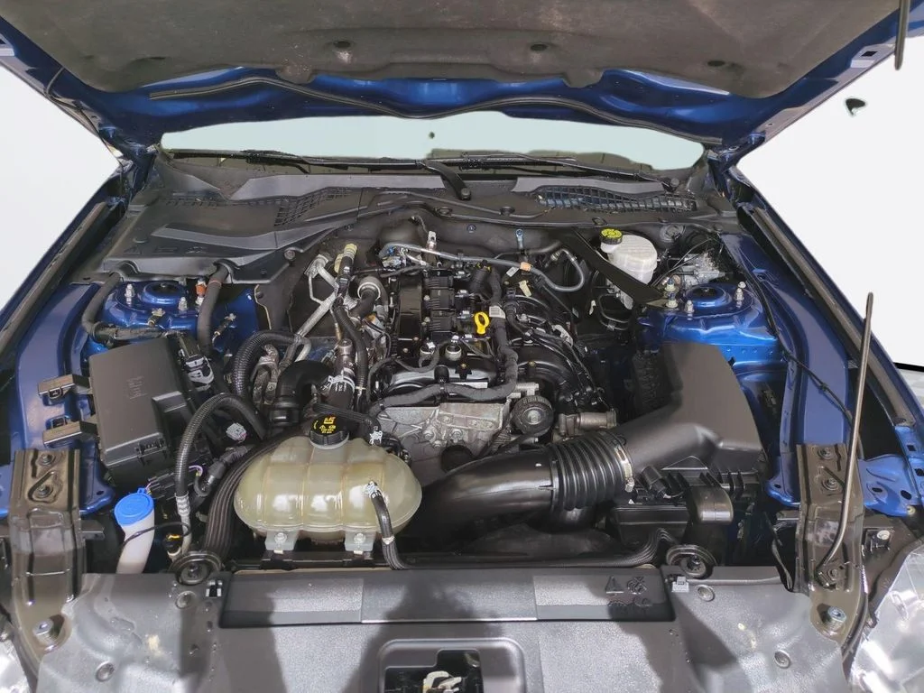 Used 2022 Blue Metallic Ford EcoBoost Premium image 29