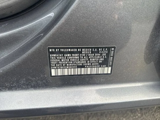 Used 2025  Volkswagen SE image 26