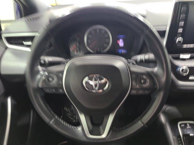 Used 2020 Blue Crush Metallic Toyota SE image 21