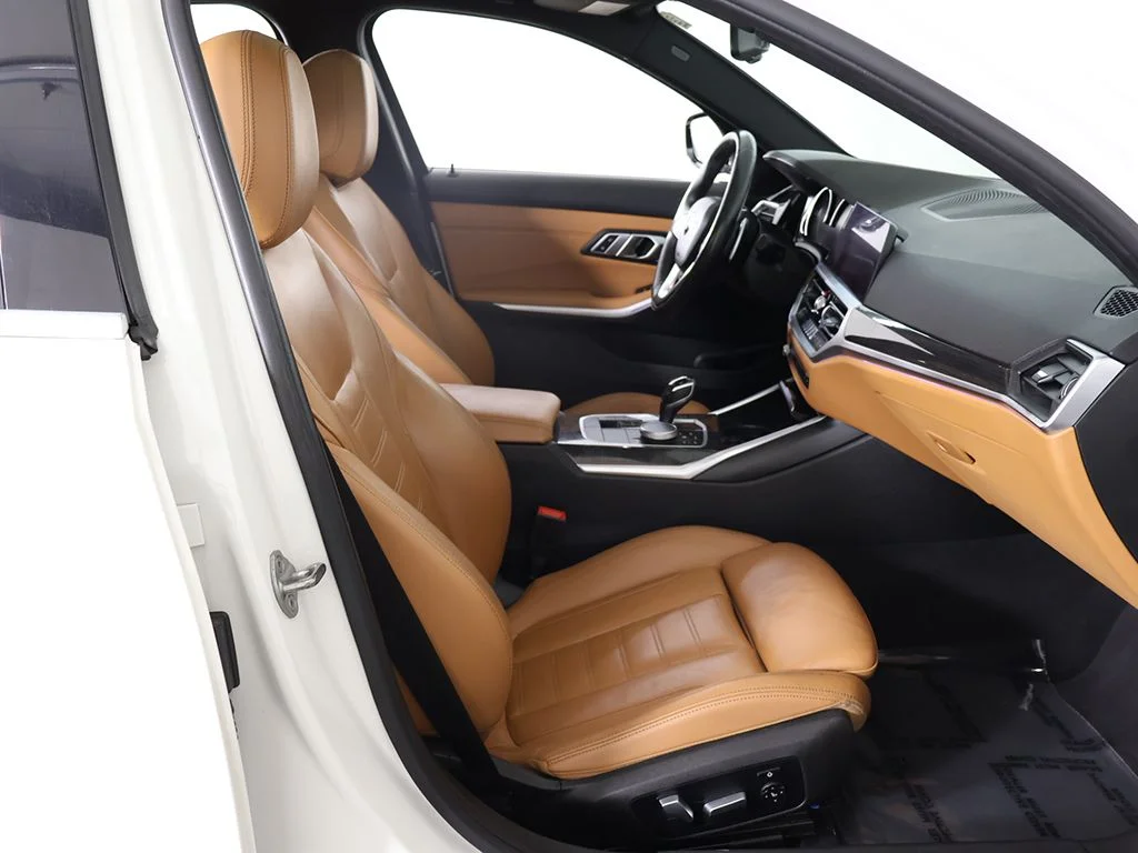 Used 2020 White BMW 330i xDrive image 33