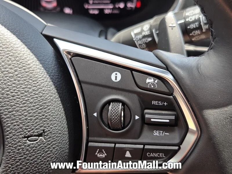 Used 2024 Lunar Silver Metallic Acura FWD W/TECHNOLOGY PACKAGE image 23