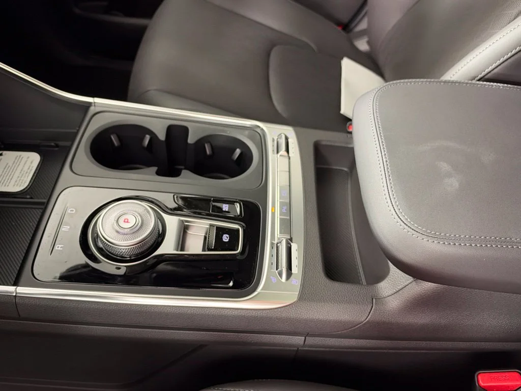 New 2027 Ceramic Silver Kia SX image 41