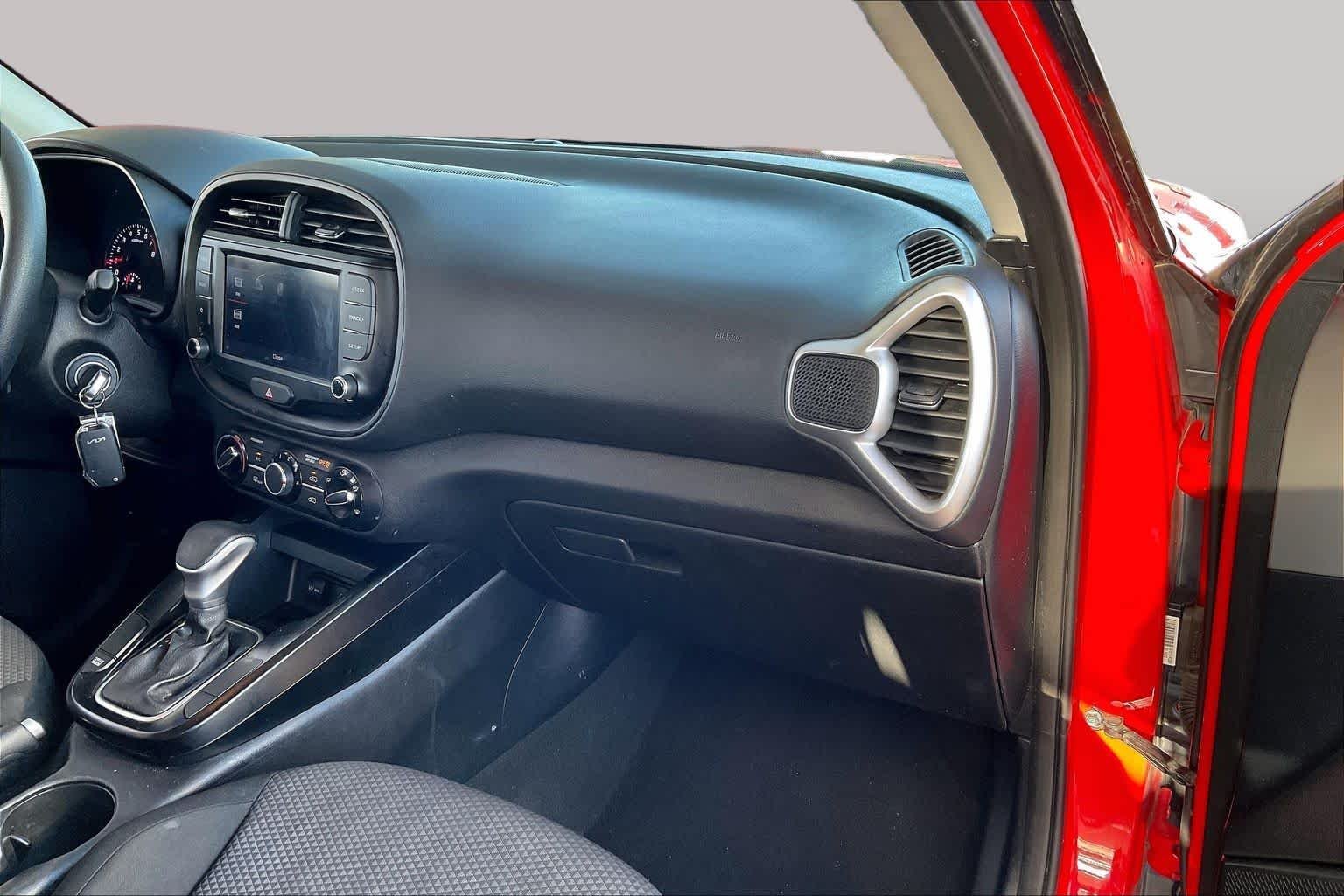 Used 2022 Inferno Red Kia LX image 17