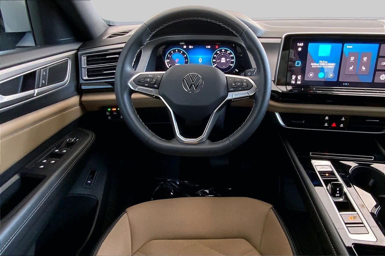 Used 2024 Pure White Volkswagen 2.0T SE w/Technology image 6