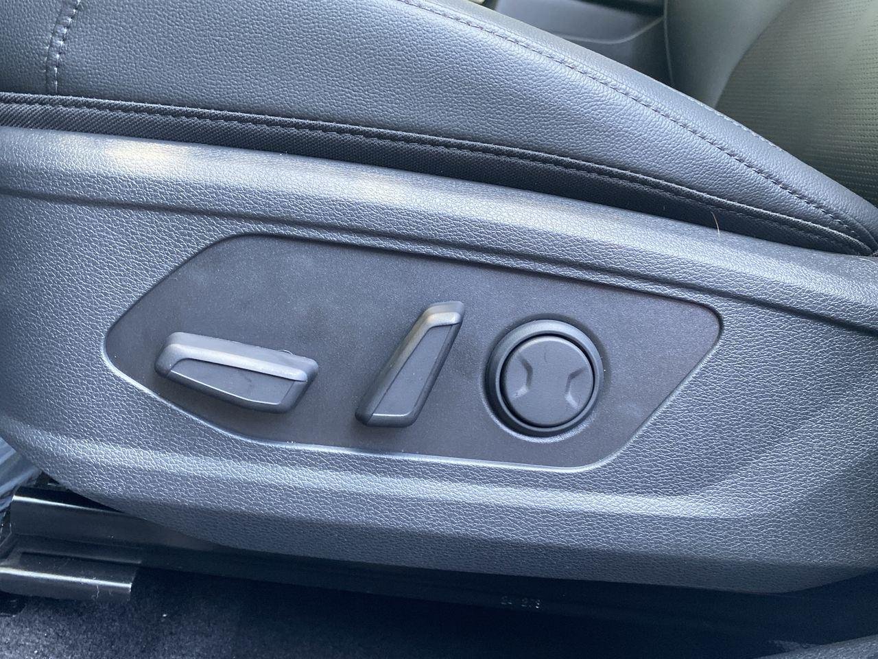New 2026 Wolf Gray Kia EX image 15