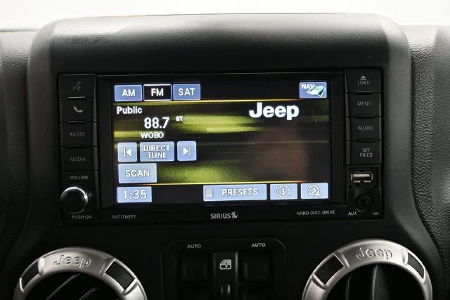 Used 2017 Black Jeep Unlimited Sahara image 15
