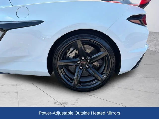 Used 2023 White Chevrolet Z06 image 31