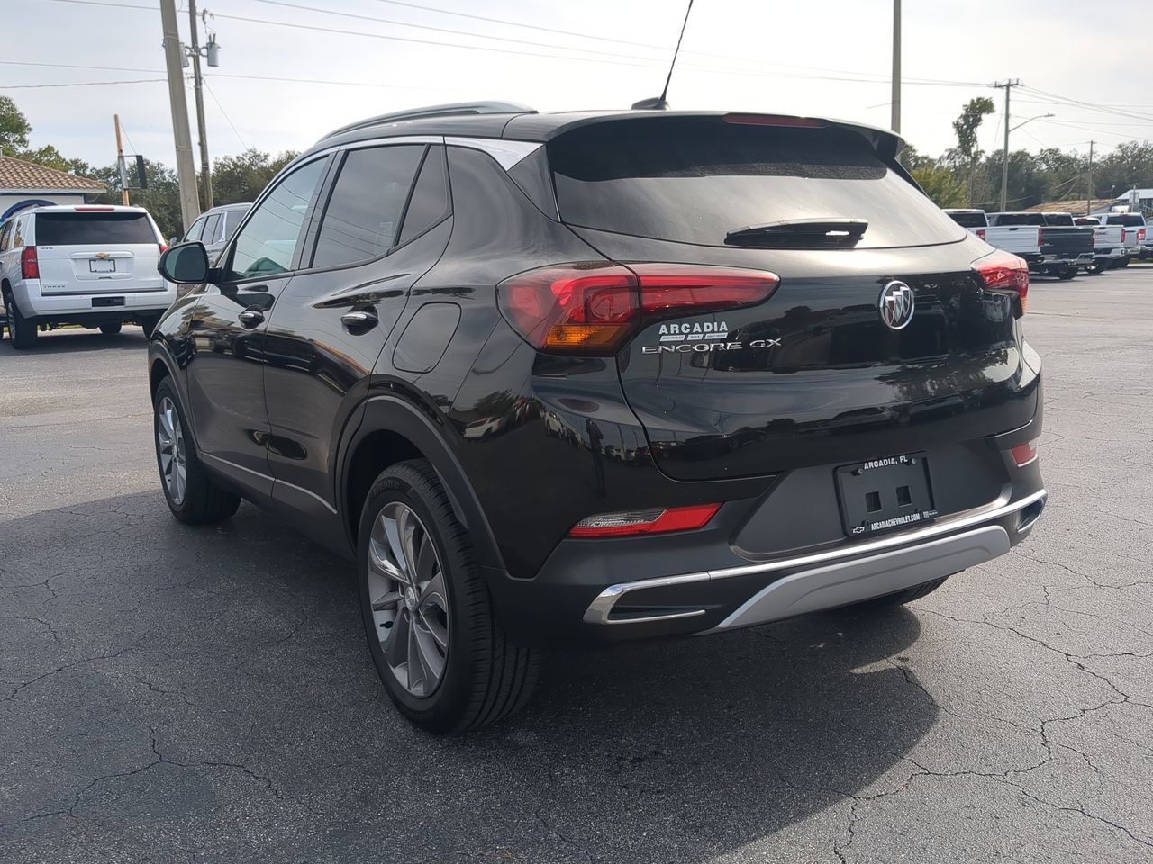 Used 2023 Ebony Twilight Metallic Buick Essence image 6