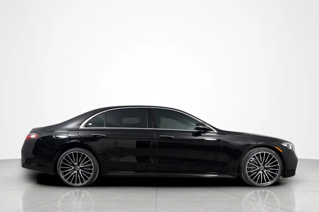 Used 2021 Black Mercedes-Benz S 580 image 6