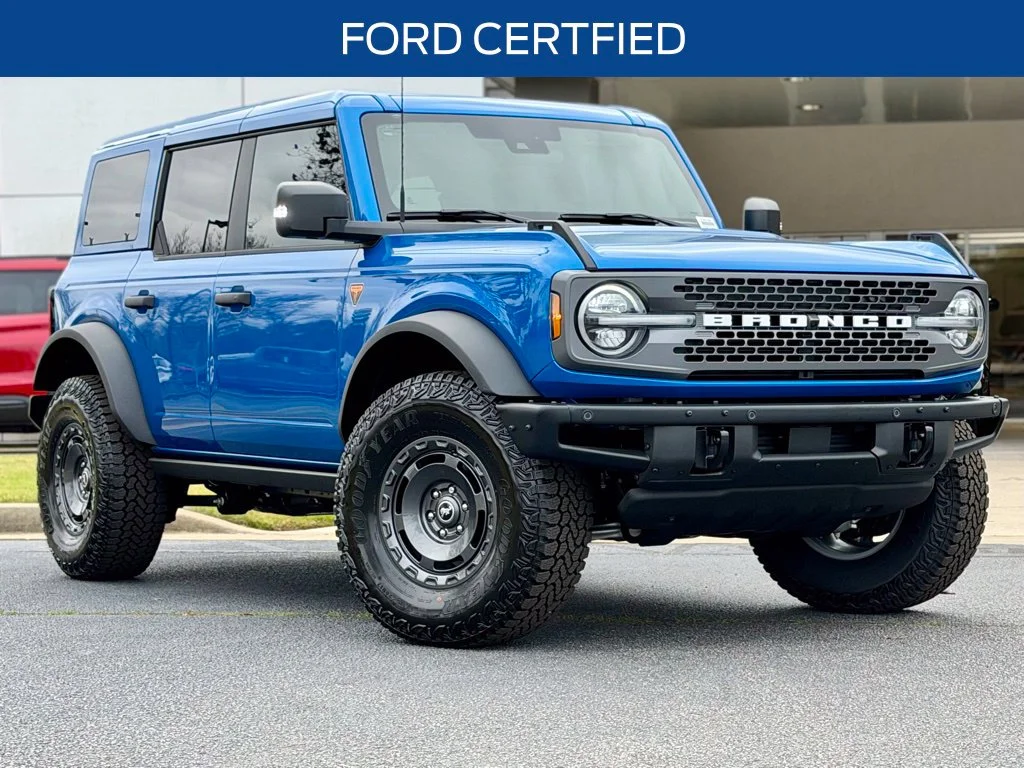 Used 2025 Blue Ford Badlands image 3