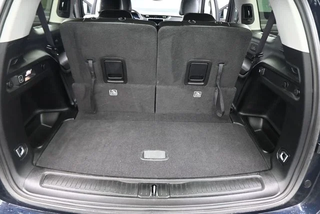Used 2024 Blue Jeep Limited image 26