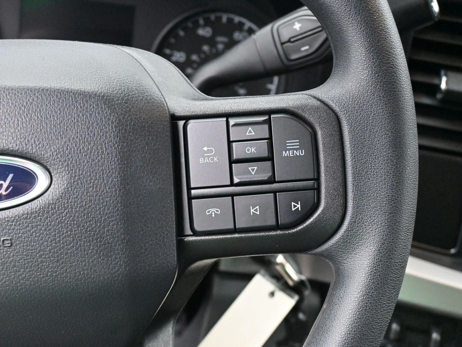 Used 2024 Black Ford XL image 17