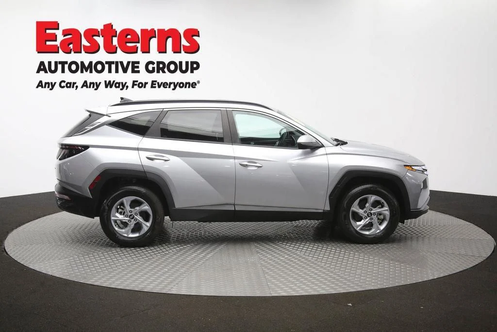 Used 2022 Silver Hyundai SEL image 41