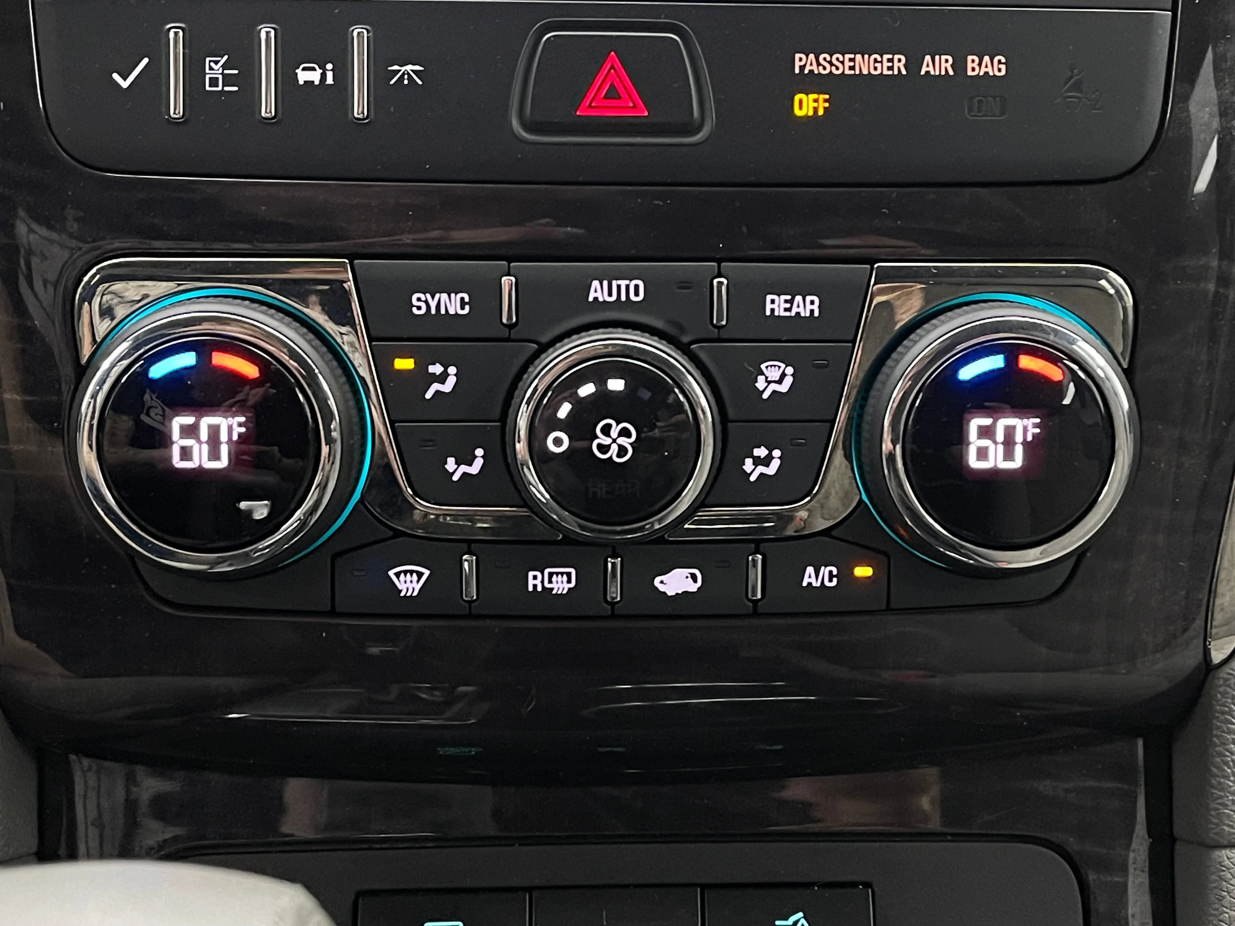 Used 2015 IRIDIUM METALLIC Buick Convenience image 24