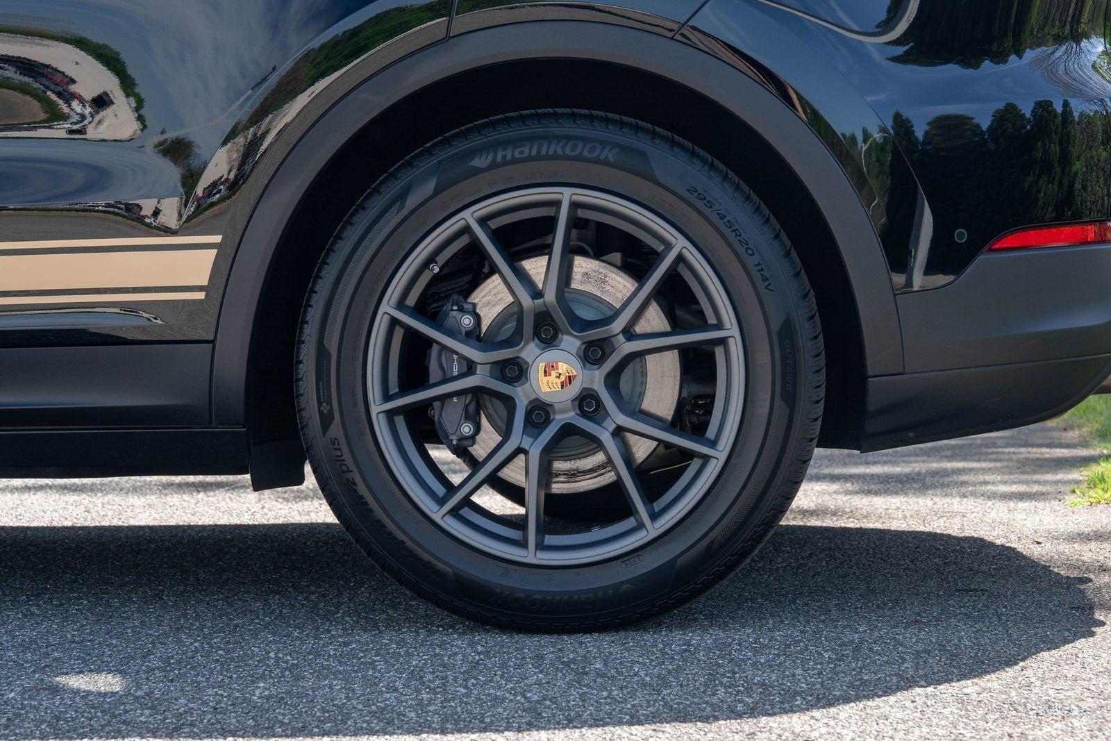Used 2024 Black Porsche Base image 13