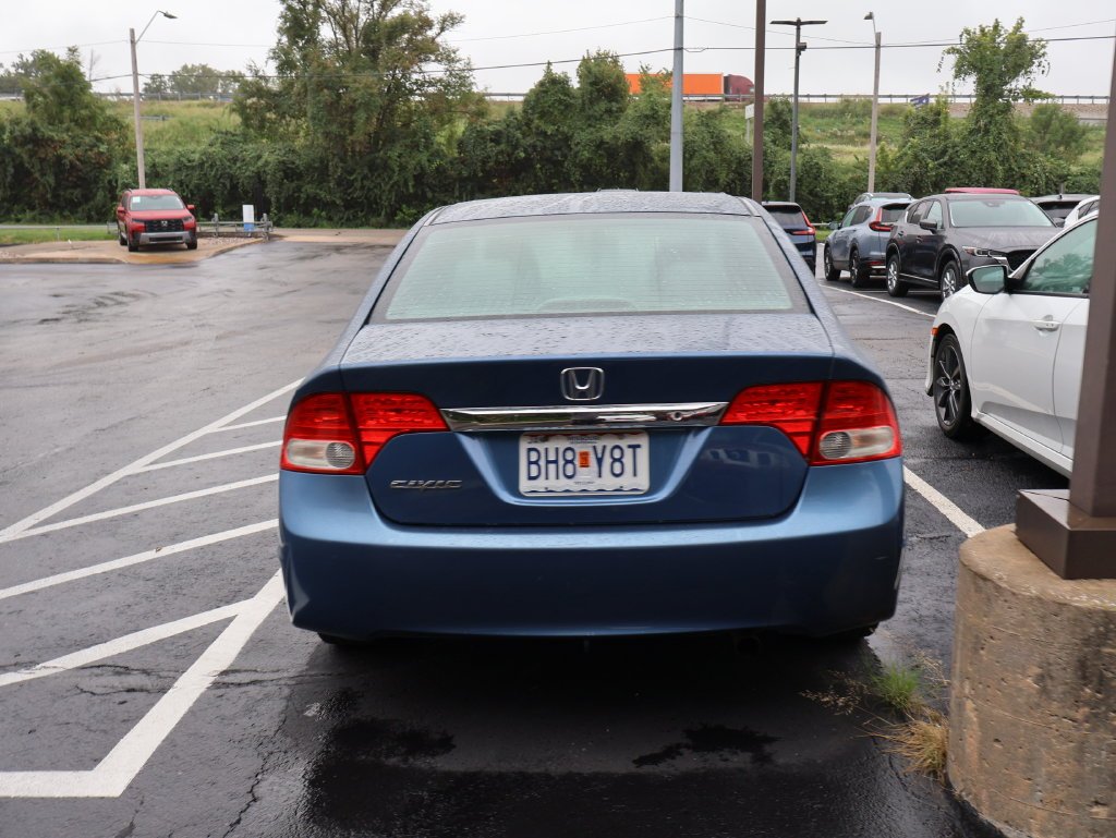 Used 2010  Honda LX image 6