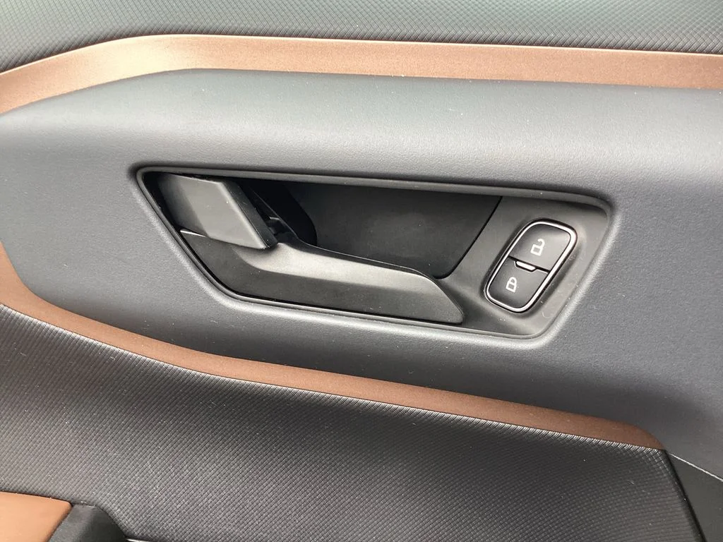 Used 2022  Ford Outer Banks image 41