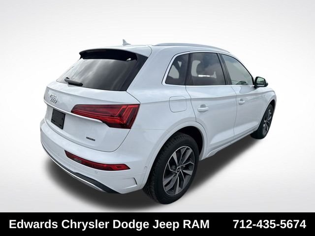 Used 2021 White Audi 45 Prestige image 7