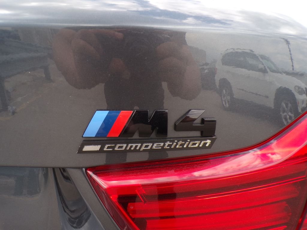 Used 2019 Mineral Grey Metallic BMW Base image 28