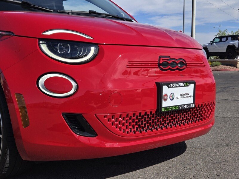 Used 2024 Red by (Red) FIAT INSPI(RED) FWD image 8