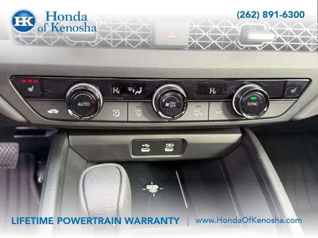 New 2026 Platinum White Pearl Honda SE image 14