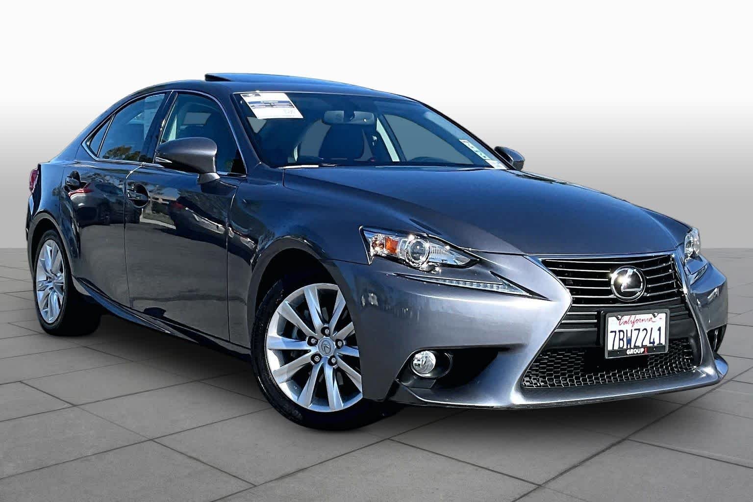 Used 2014 Nebula Gray Pearl Lexus  image 2