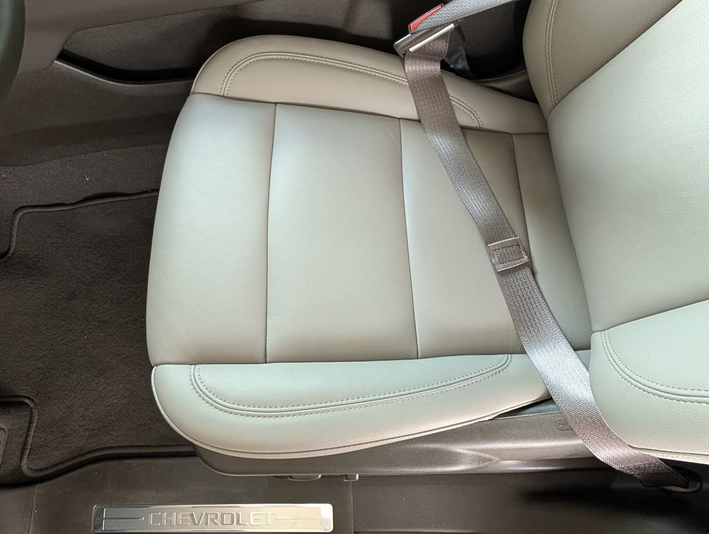 2026 Chevrolet Suburban LT - Photo 11