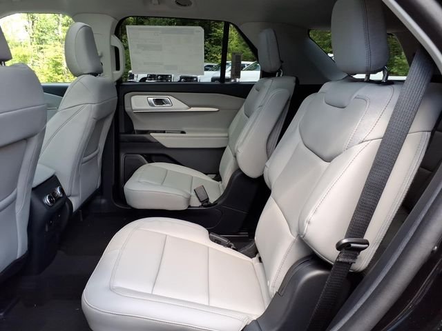 New 2026 Agate Black Metallic Ford Active image 9