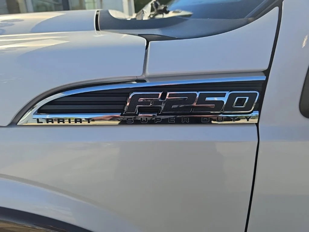 Used 2015 White Ford Lariat image 13