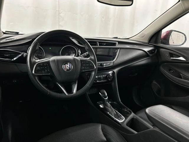 Used 2022 Red Buick Essence image 22