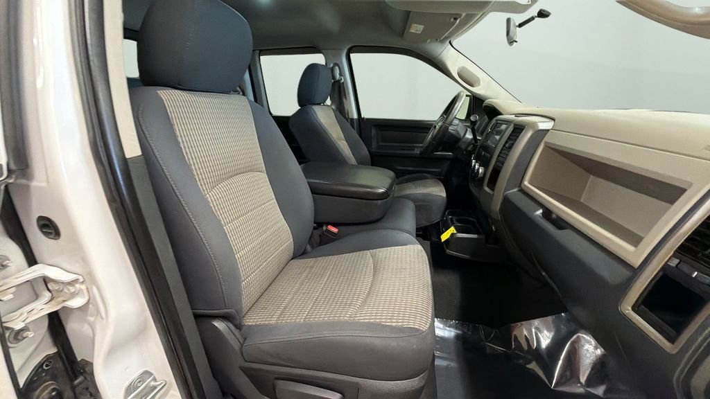 2011 RAM Ram 1500 Pickup ST - Photo 17