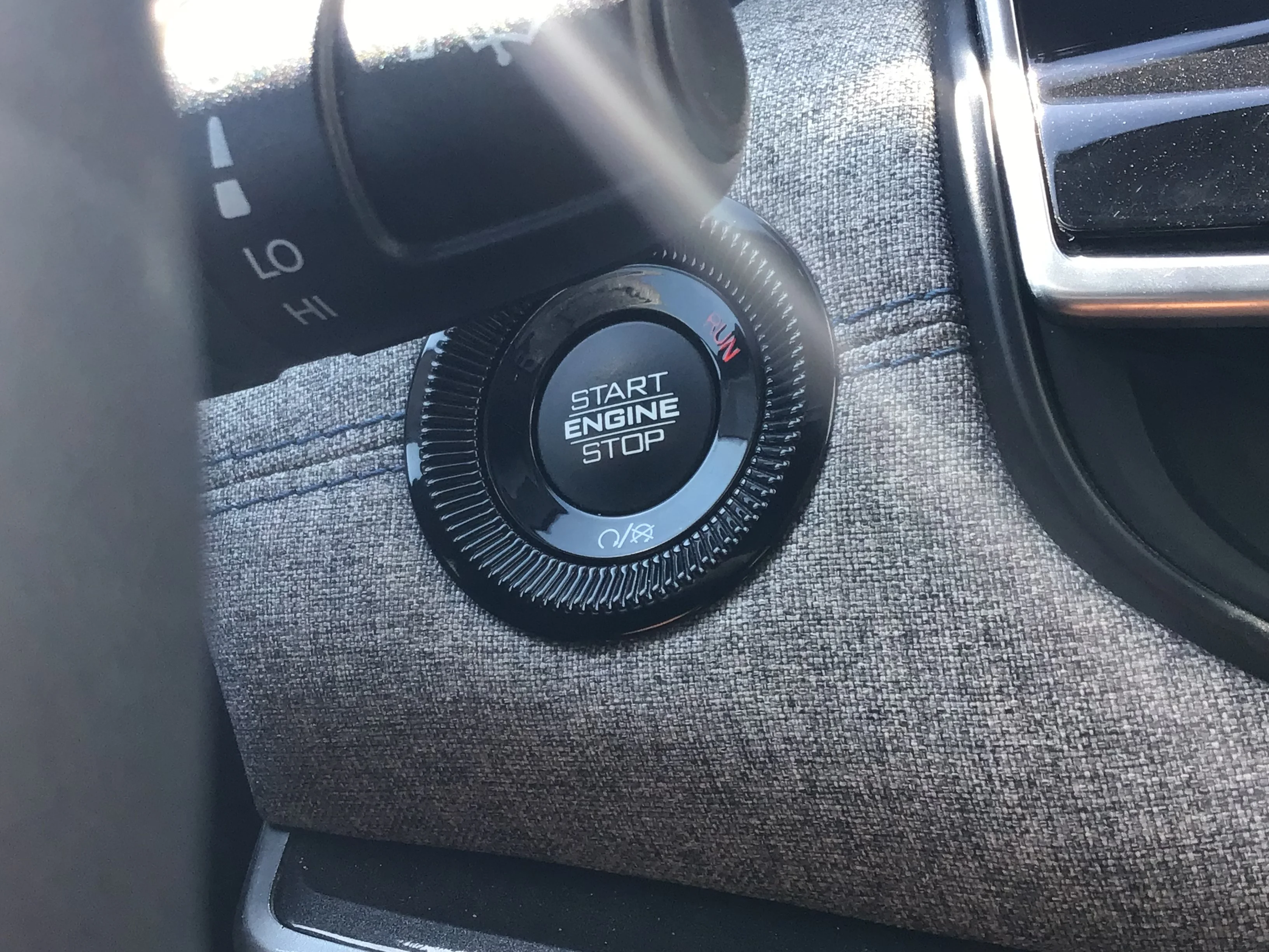 Used 2022 Black Jeep Latitude image 21