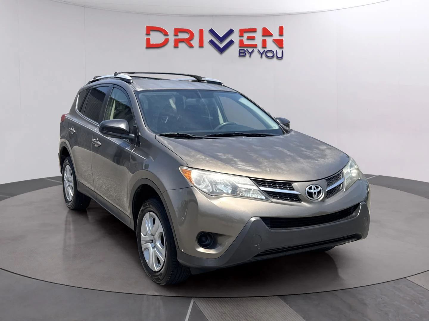 Used 2014 Pyrite Mica Toyota LE image 7