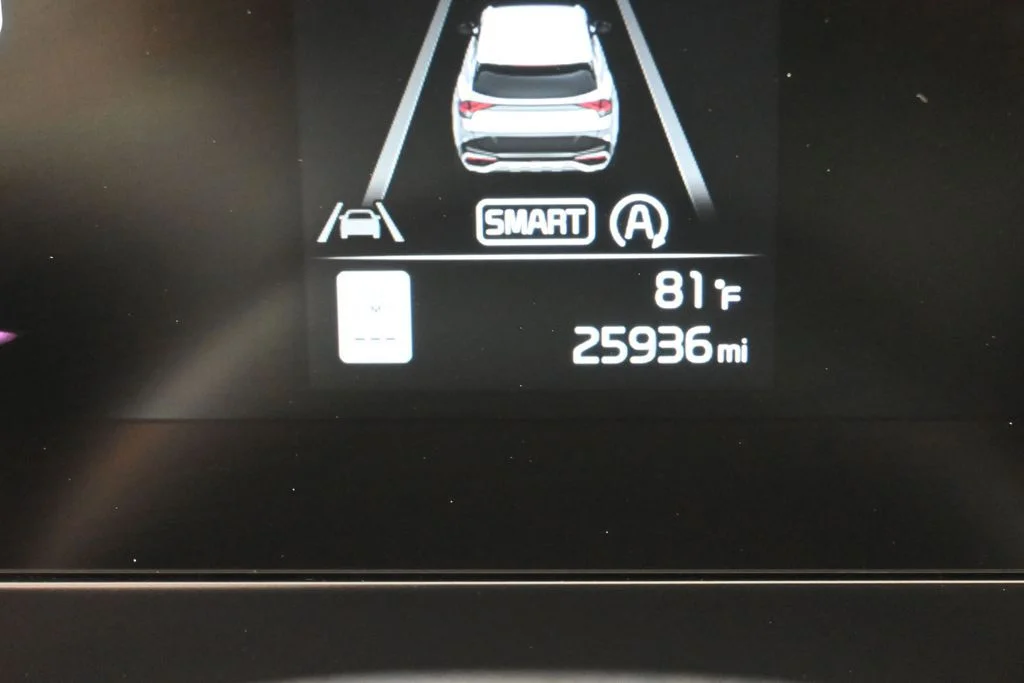 Used 2024 Gravity Gray Kia LX image 25